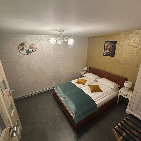 Amaraz Center Vendégház *
